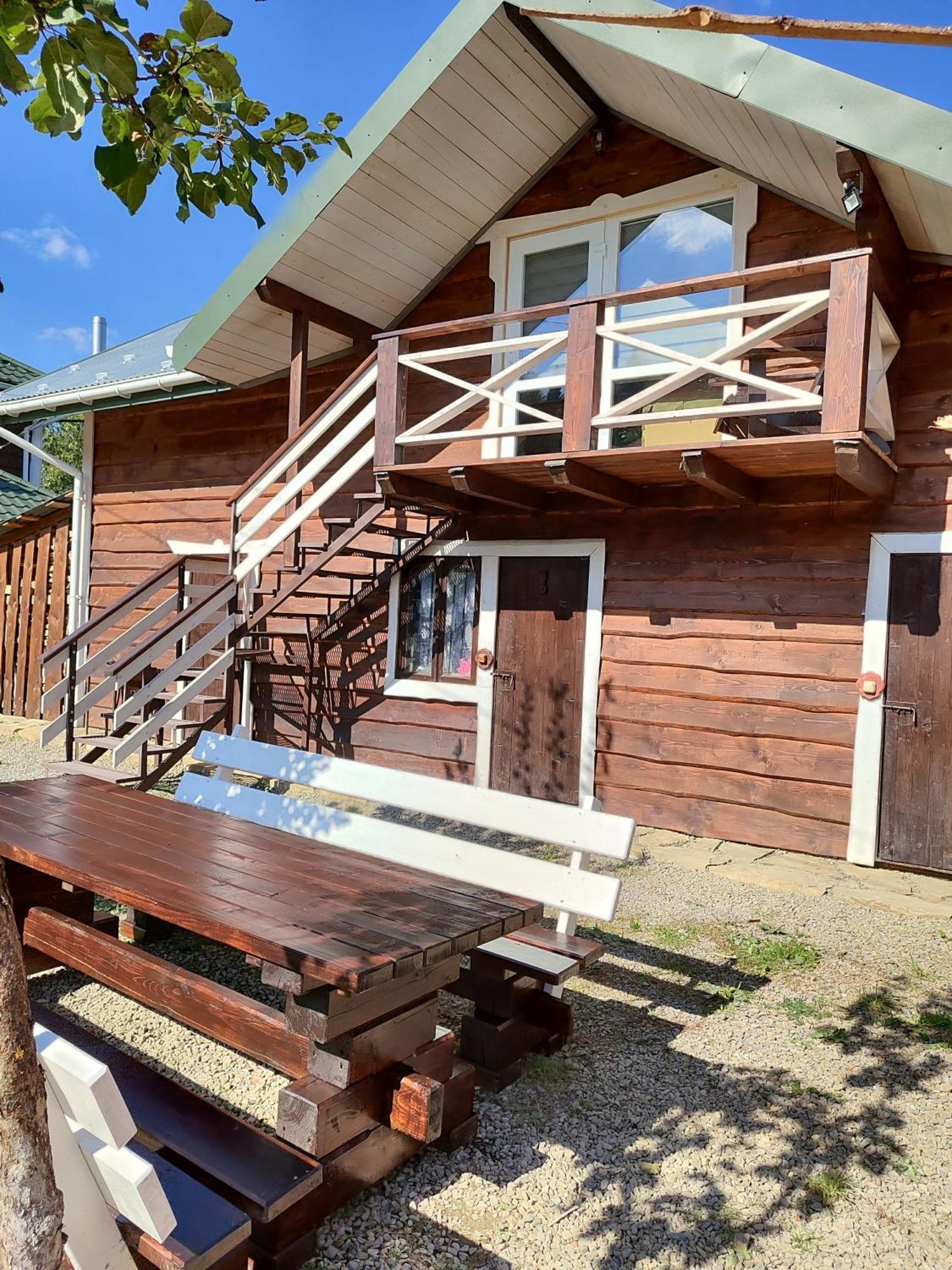 Кольорові Подорожі 2 Apartment Slavske Bagian luar foto