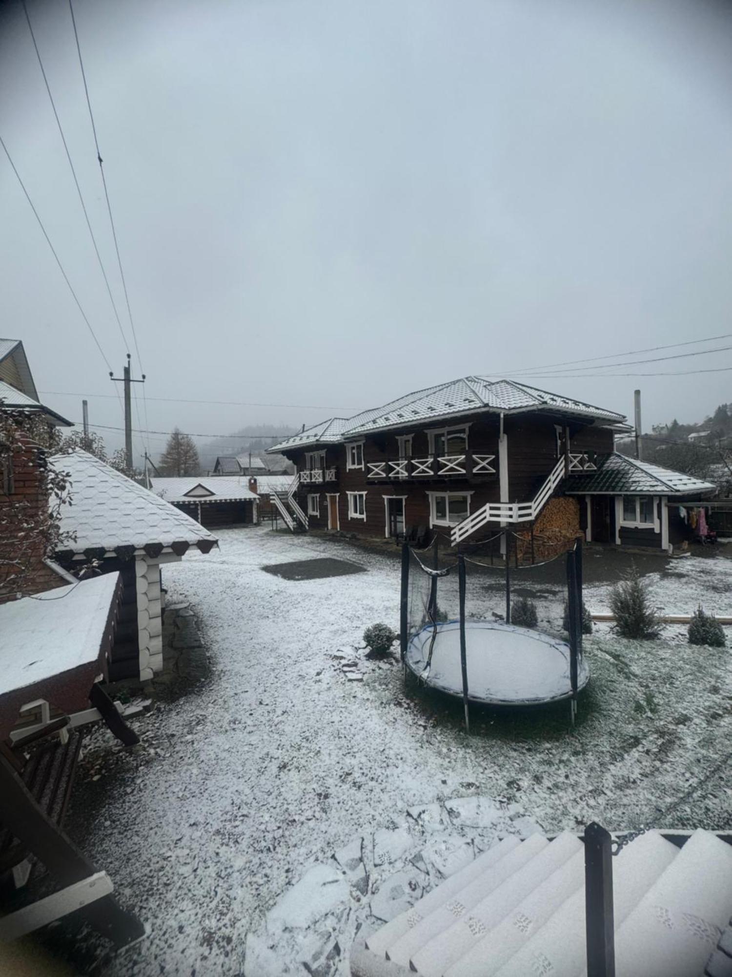 Кольорові Подорожі 2 Apartment Slavske Bagian luar foto